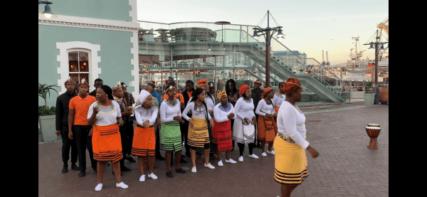 Waterfront_singers